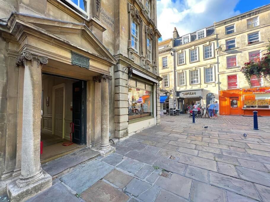 Beautiful Character 3 Bed City Centre Apartment Bath Exterior photo